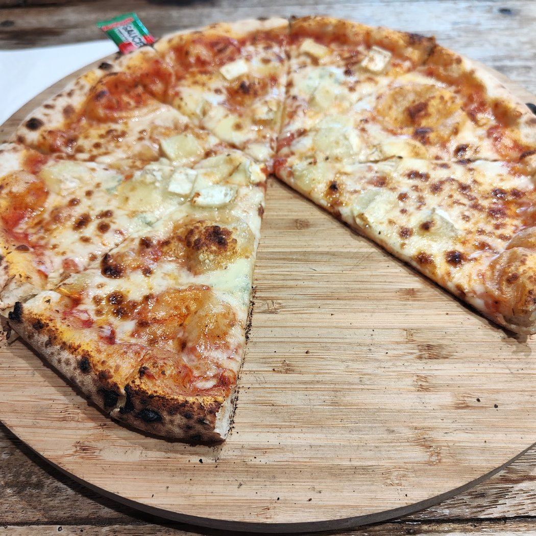 O’bois “Cuisine Au Feu De Bois” Pizza, sandwich et salades 1